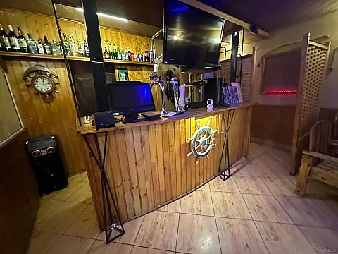 Satılır obyekt 600 m²