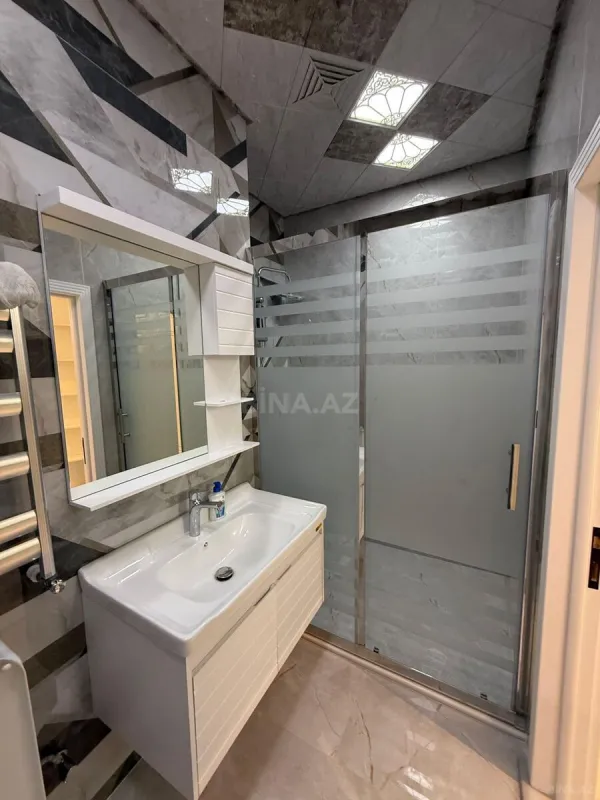 Satılır 2 otaqlı mənzil 69 m²
