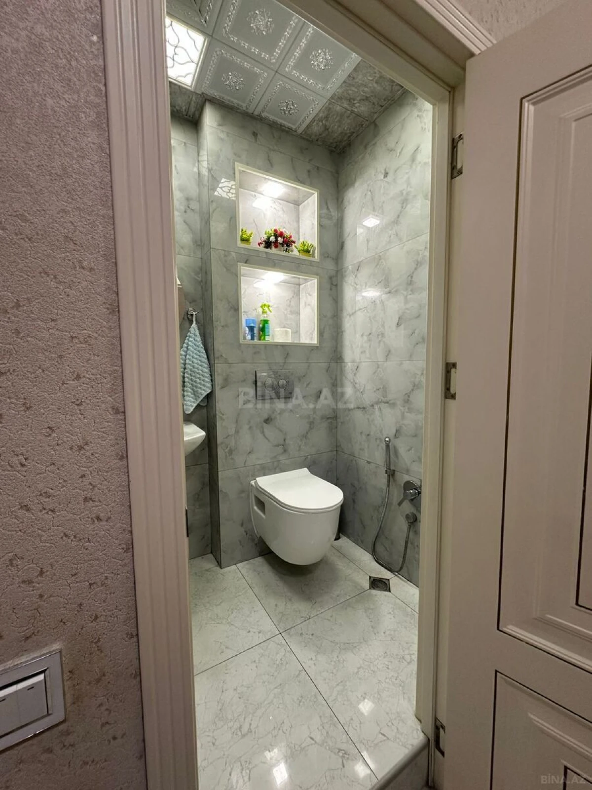 Satılır 3 otaqlı mənzil 98 m²