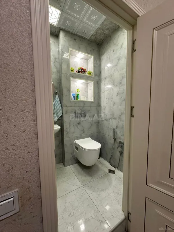Satılır 3 otaqlı mənzil 98 m²