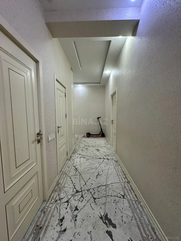 Satılır 3 otaqlı mənzil 98 m²