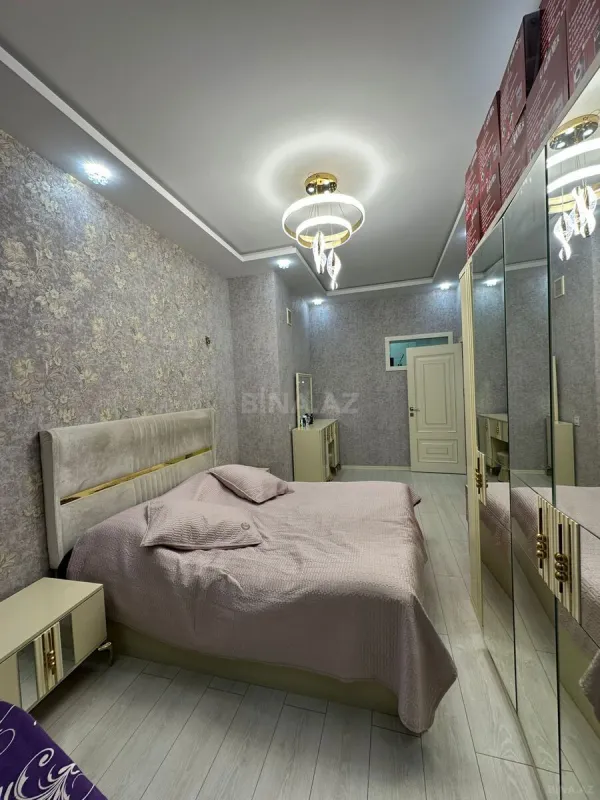 Satılır 3 otaqlı mənzil 98 m²