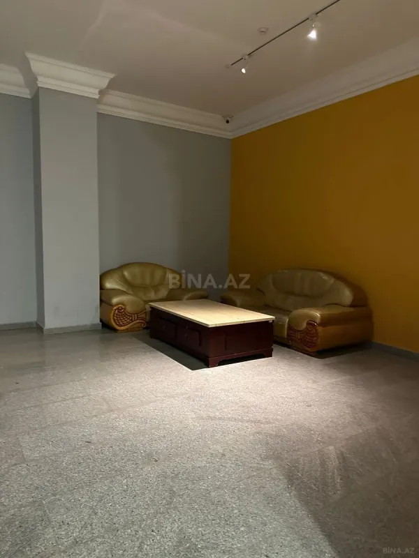 Satılır 3 otaqlı mənzil 98 m²