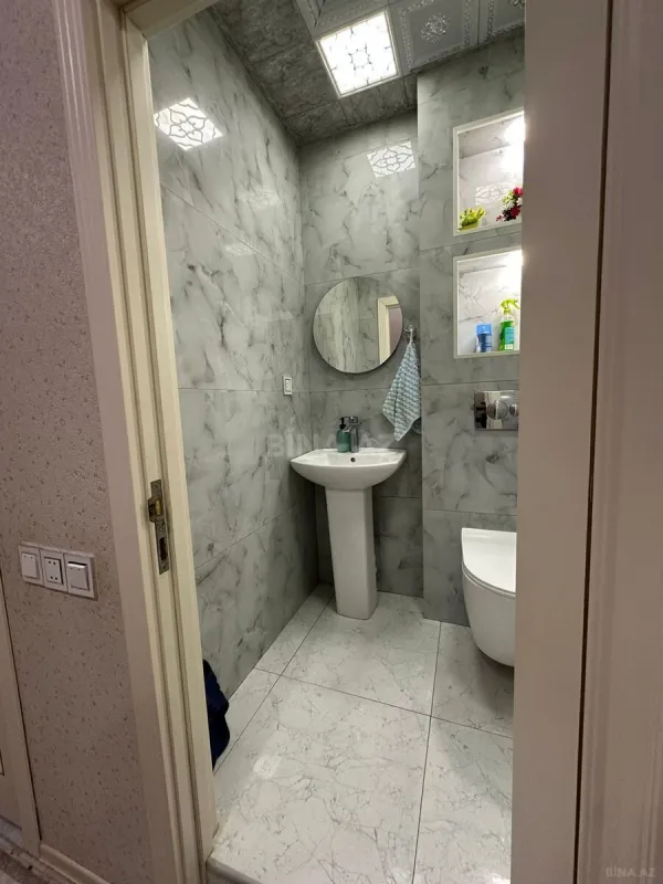 Satılır 3 otaqlı mənzil 98 m²