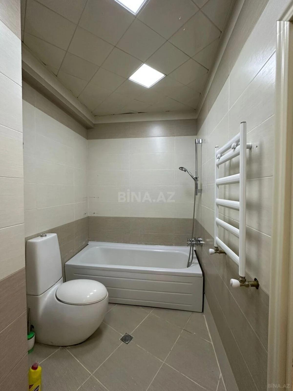 Satılır 3 otaqlı mənzil 102 m²