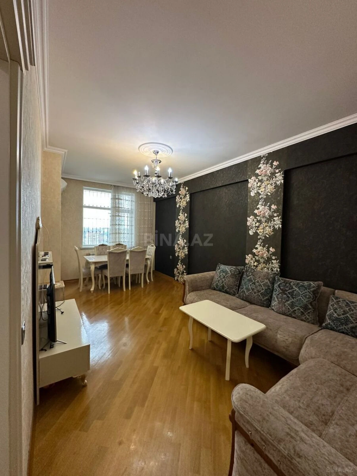 Satılır 3 otaqlı mənzil 102 m²