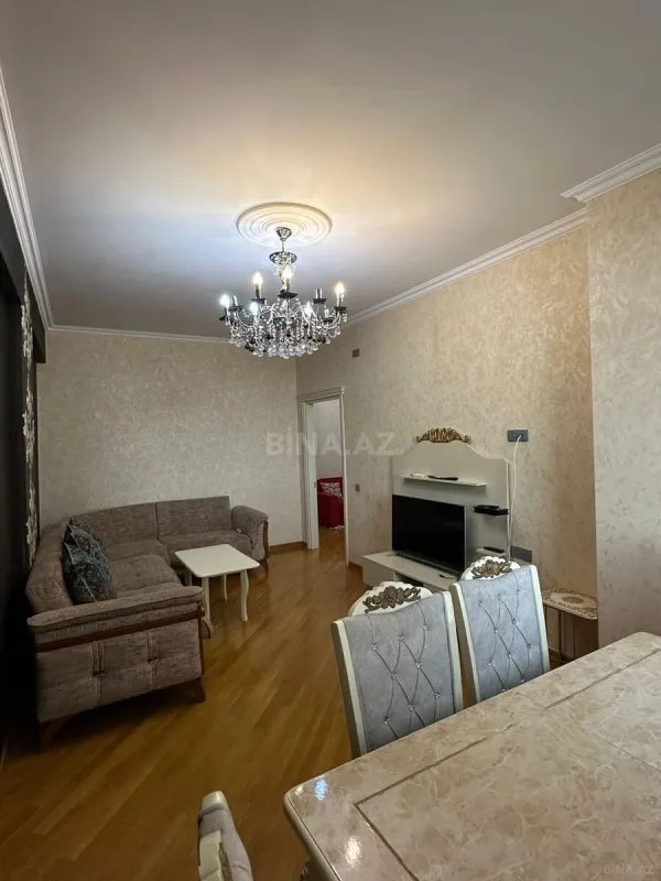 Satılır 3 otaqlı mənzil 102 m²