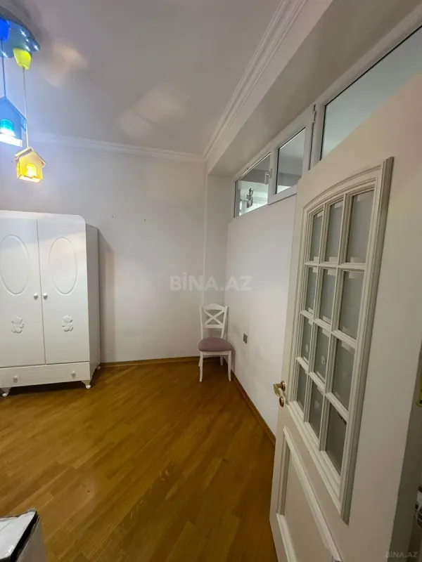 Satılır 3 otaqlı mənzil 102 m²