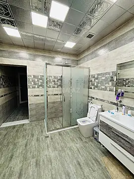Satılır 9 otaqlı həyət evi 370 m²