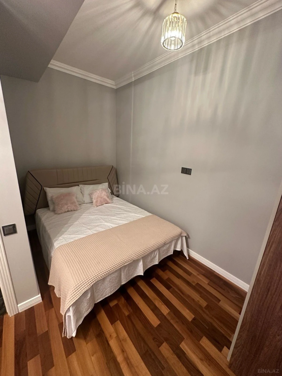Satılır 3 otaqlı mənzil 100 m²
