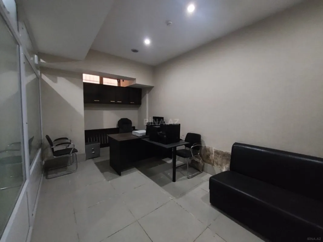 Satılır obyekt 300 m²