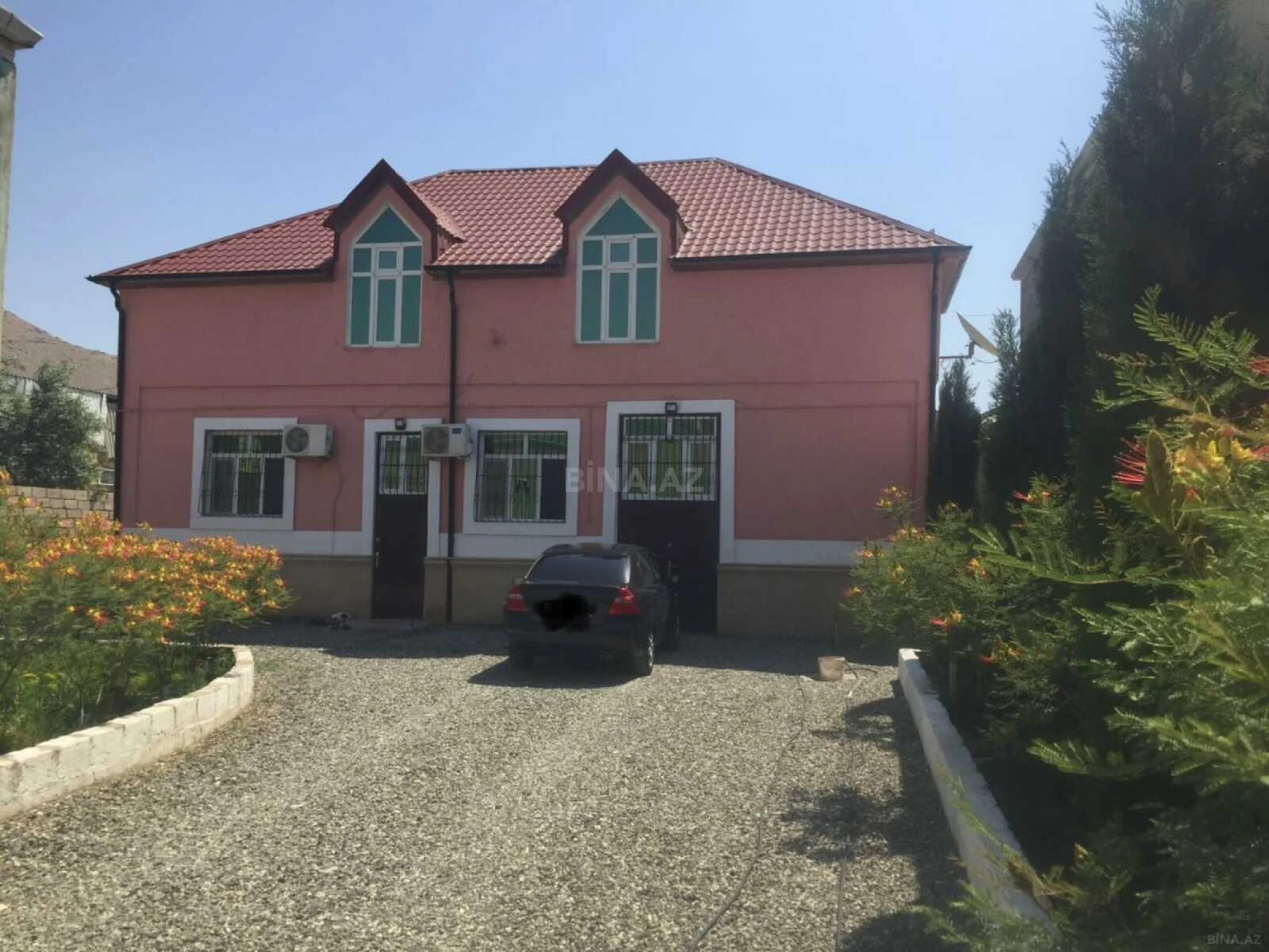 Satılır 5 otaqlı həyət evi 218 m²