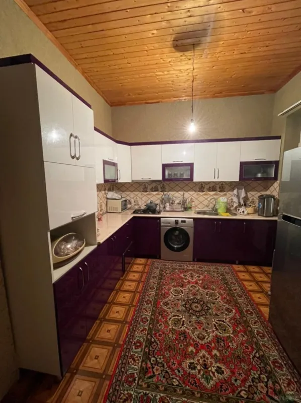 Satılır 5 otaqlı həyət evi 218 m²