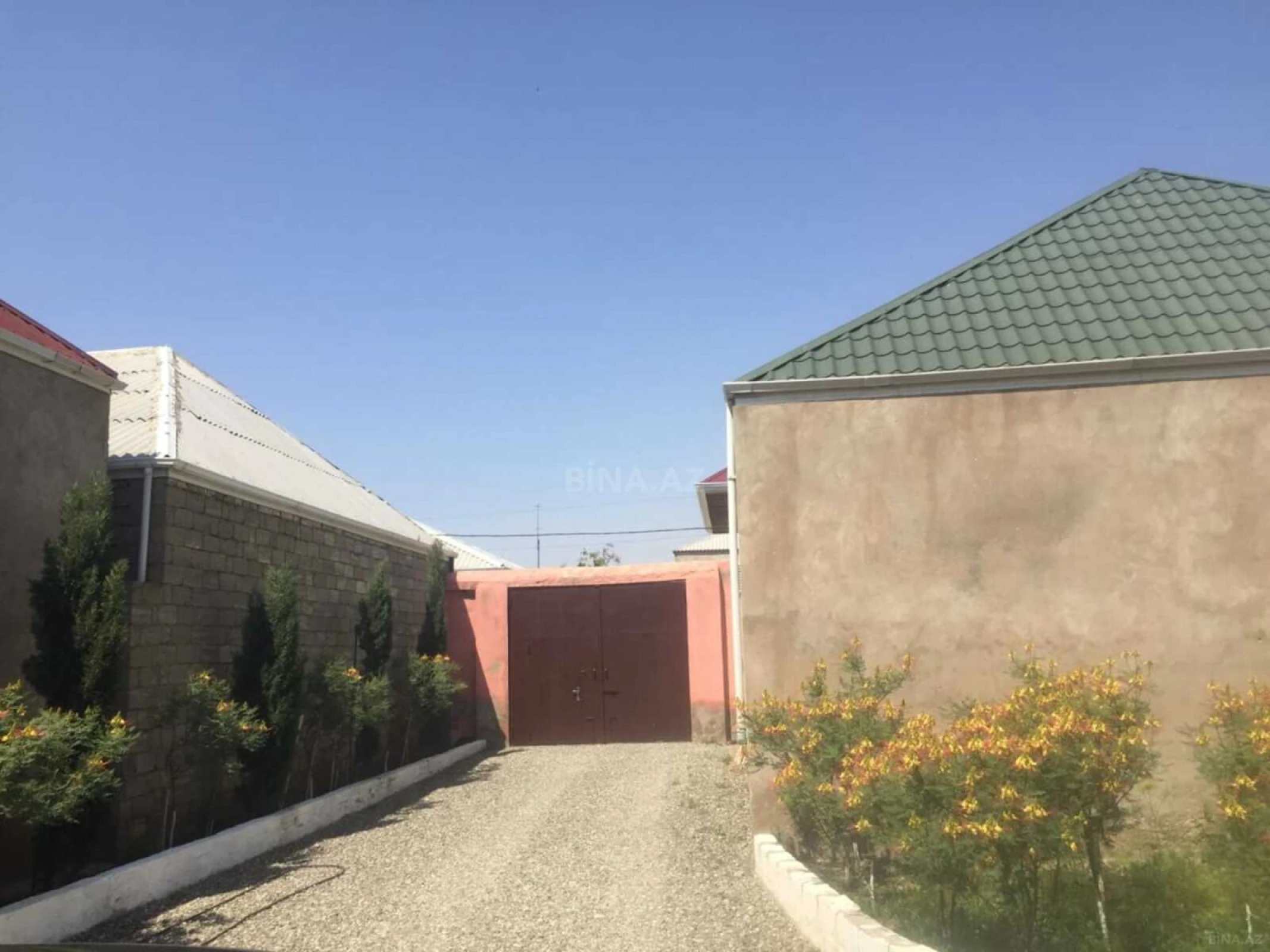 Satılır 5 otaqlı həyət evi 218 m²