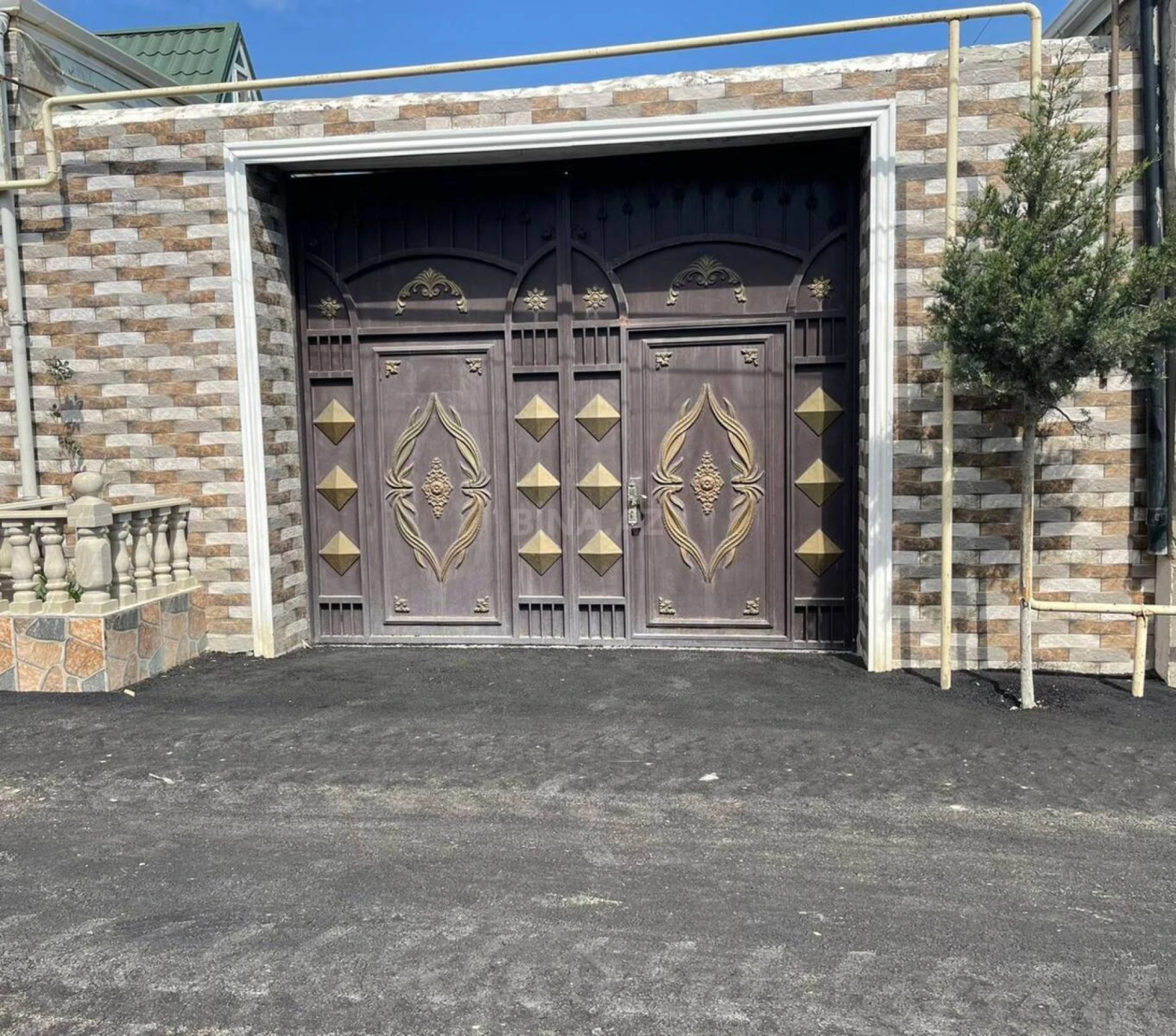 Satılır 5 otaqlı həyət evi 218 m²