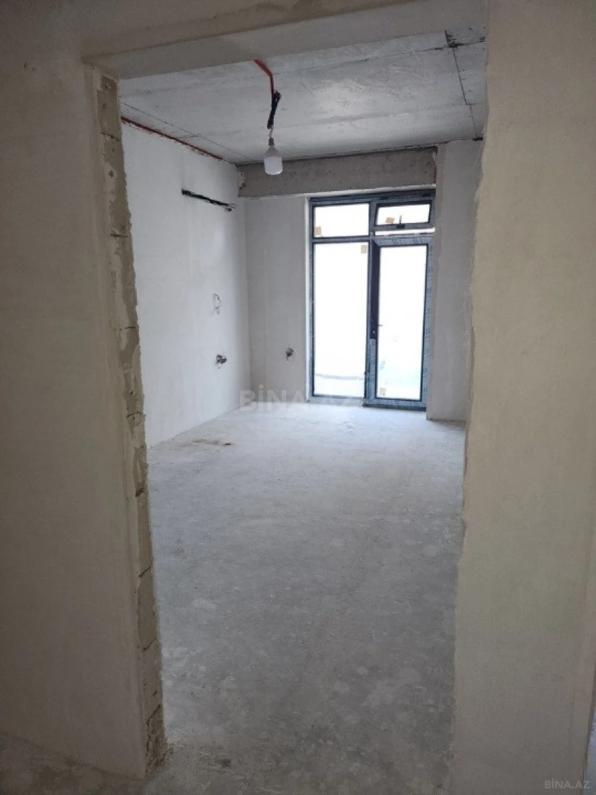 Satılır 3 otaqlı mənzil 148 m²