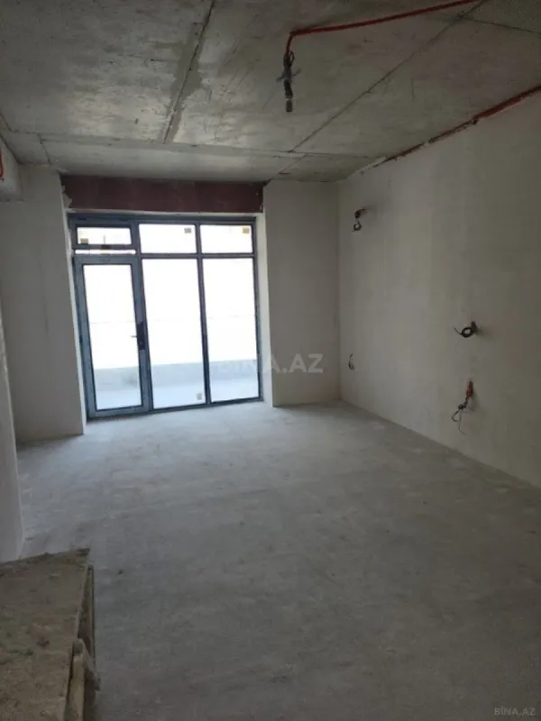 Satılır 3 otaqlı mənzil 148 m²