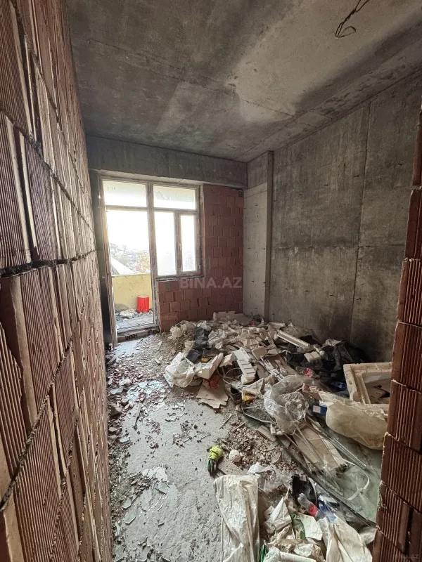 Satılır 1 otaqlı mənzil 55 m²