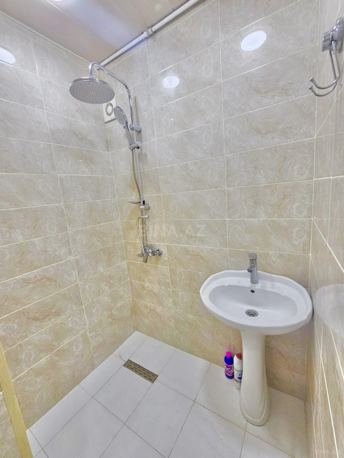 Satılır 3 otaqlı mənzil 85 m²