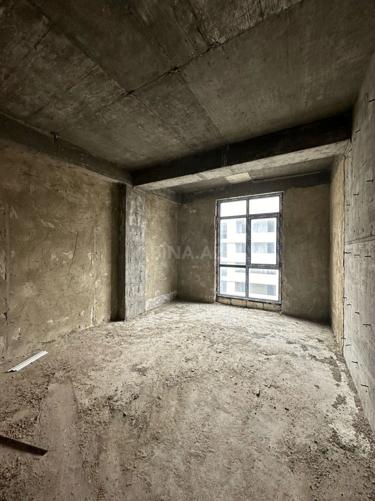 Satılır 3 otaqlı mənzil 128 m²