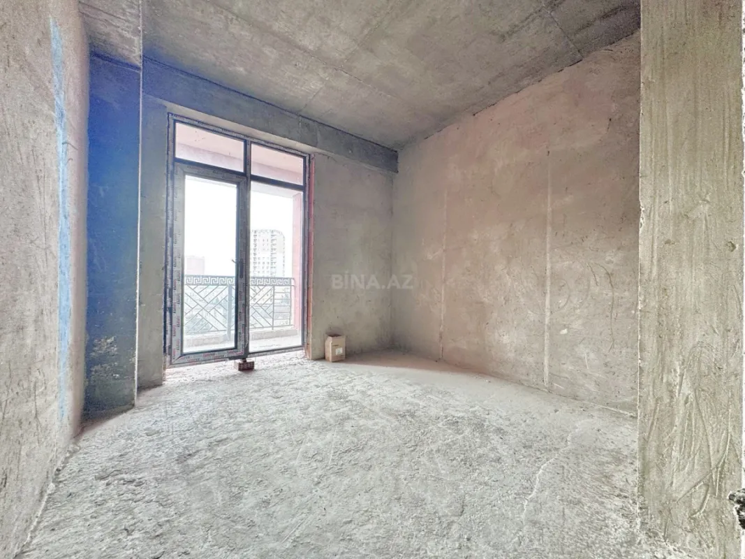 Satılır 3 otaqlı mənzil 128 m²