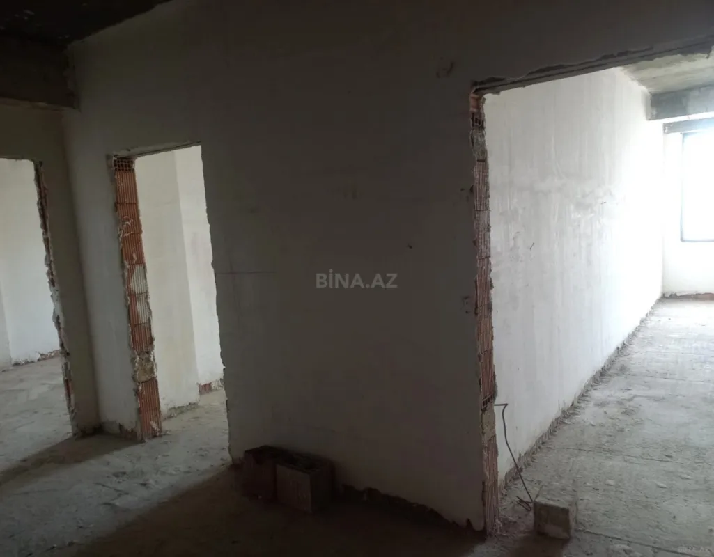 Satılır 2 otaqlı mənzil 118 m²