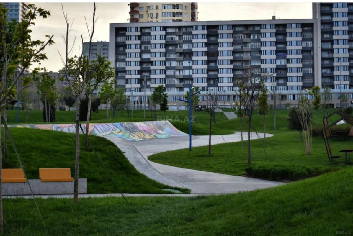 Kirayə verilir 3 otaqlı mənzil 150 m²