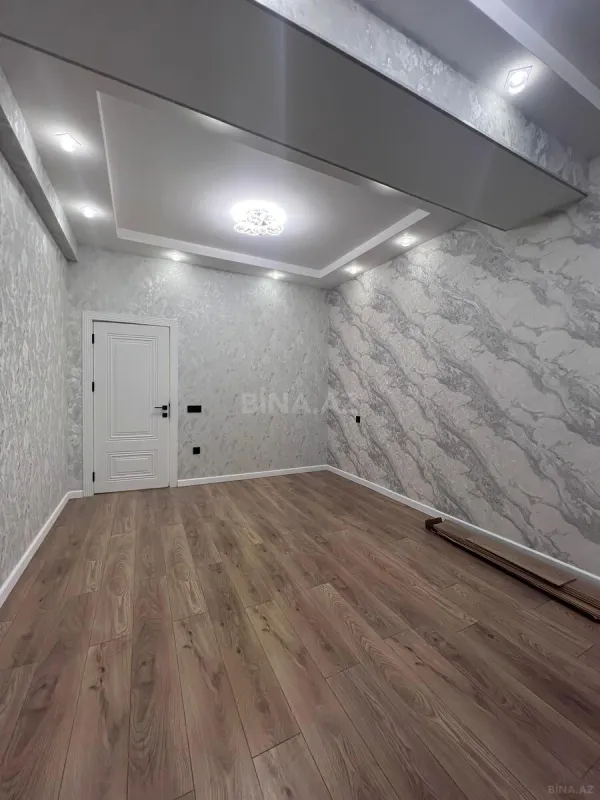 Satılır 2 otaqlı mənzil 90 m²