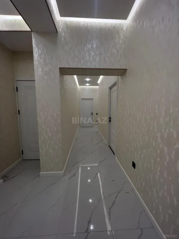 Satılır 2 otaqlı mənzil 90 m²