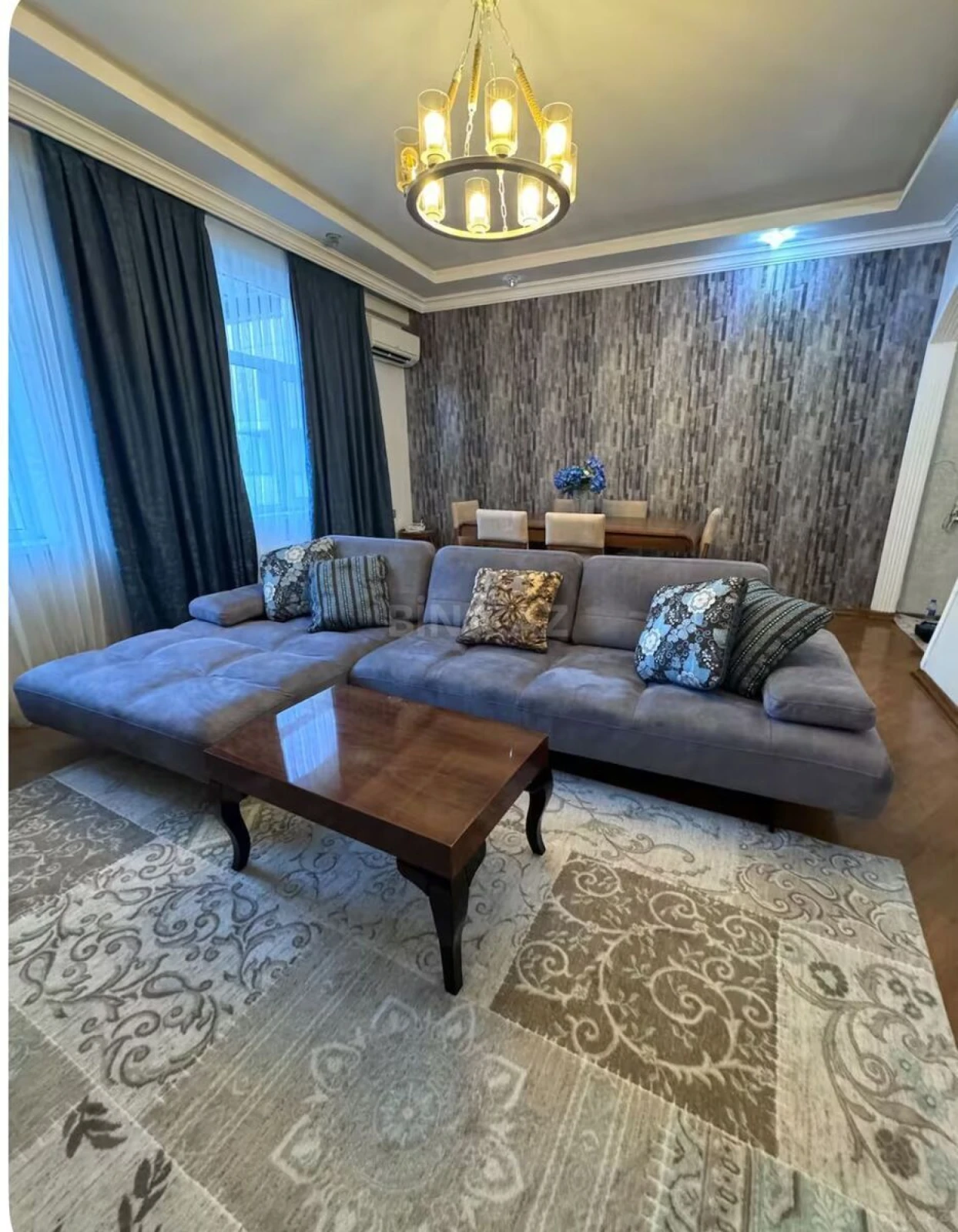Kirayə verilir 3 otaqlı mənzil 140 m²