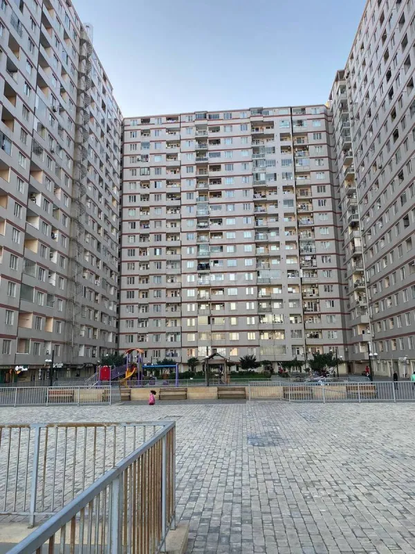 Satılır 2 otaqlı mənzil 60 m²