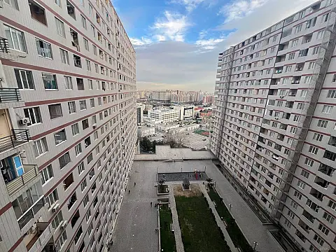Satılır 2 otaqlı mənzil 60 m²