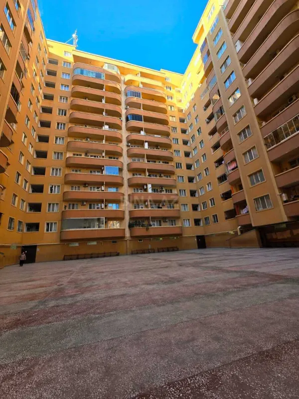 Satılır 2 otaqlı mənzil 94 m²