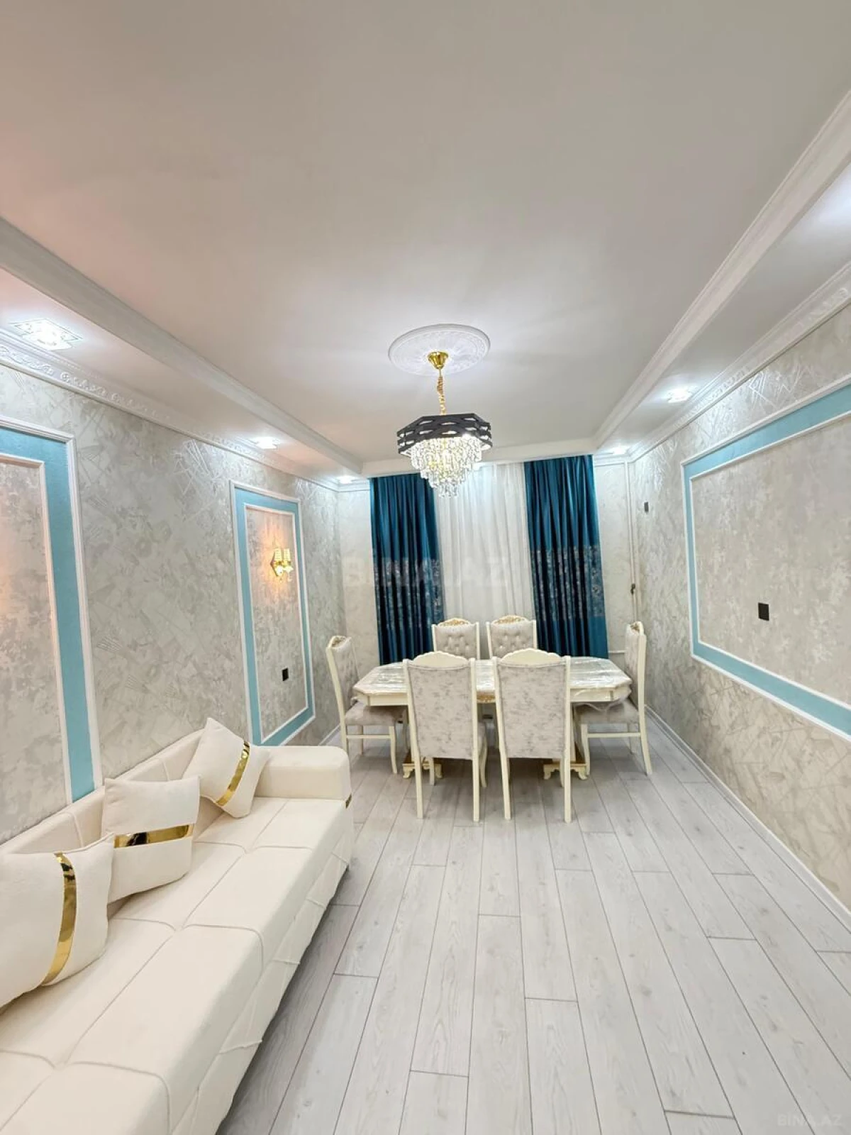 Satılır 2 otaqlı mənzil 65 m²