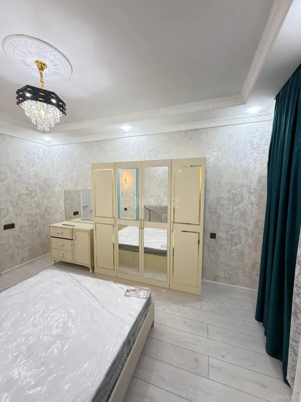 Satılır 2 otaqlı mənzil 65 m²