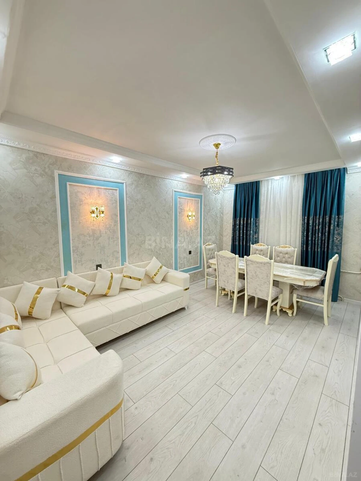 Satılır 2 otaqlı mənzil 65 m²