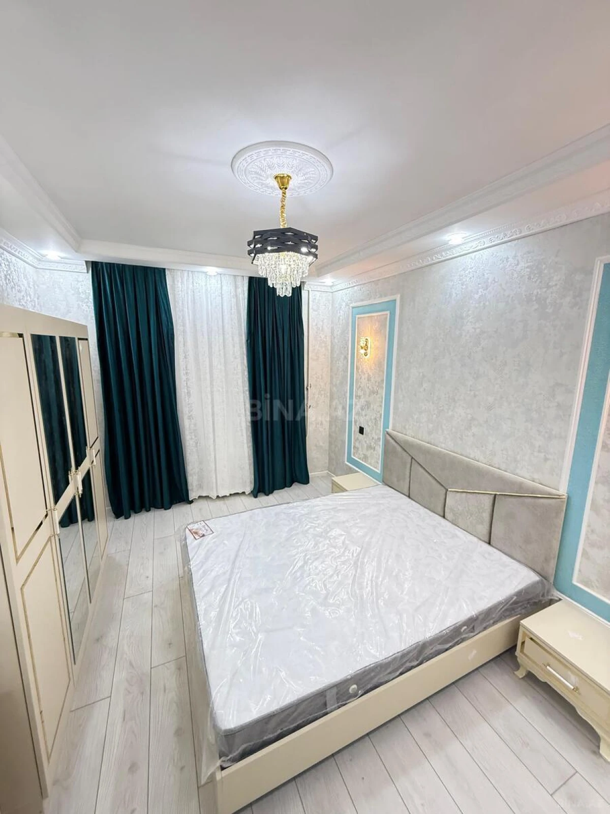 Satılır 2 otaqlı mənzil 65 m²