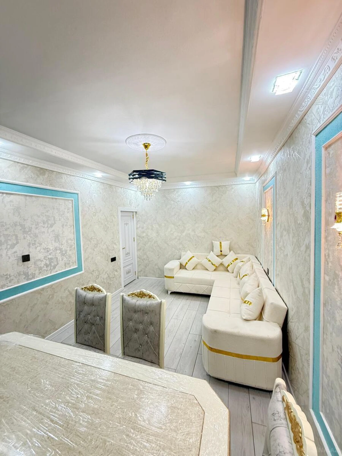 Satılır 2 otaqlı mənzil 65 m²