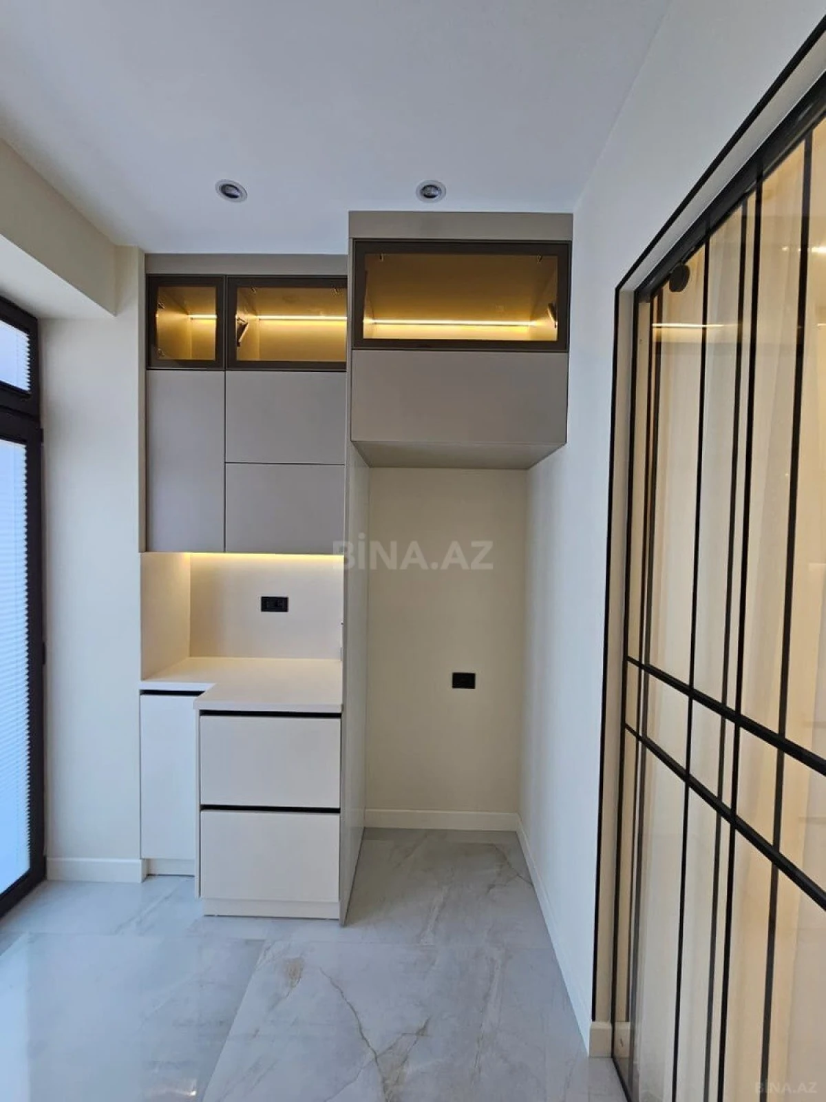 Satılır 3 otaqlı mənzil 103 m²