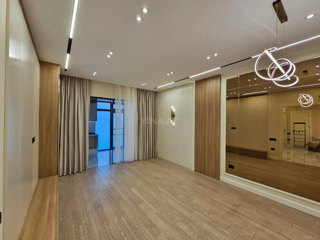 Satılır 3 otaqlı mənzil 103 m²