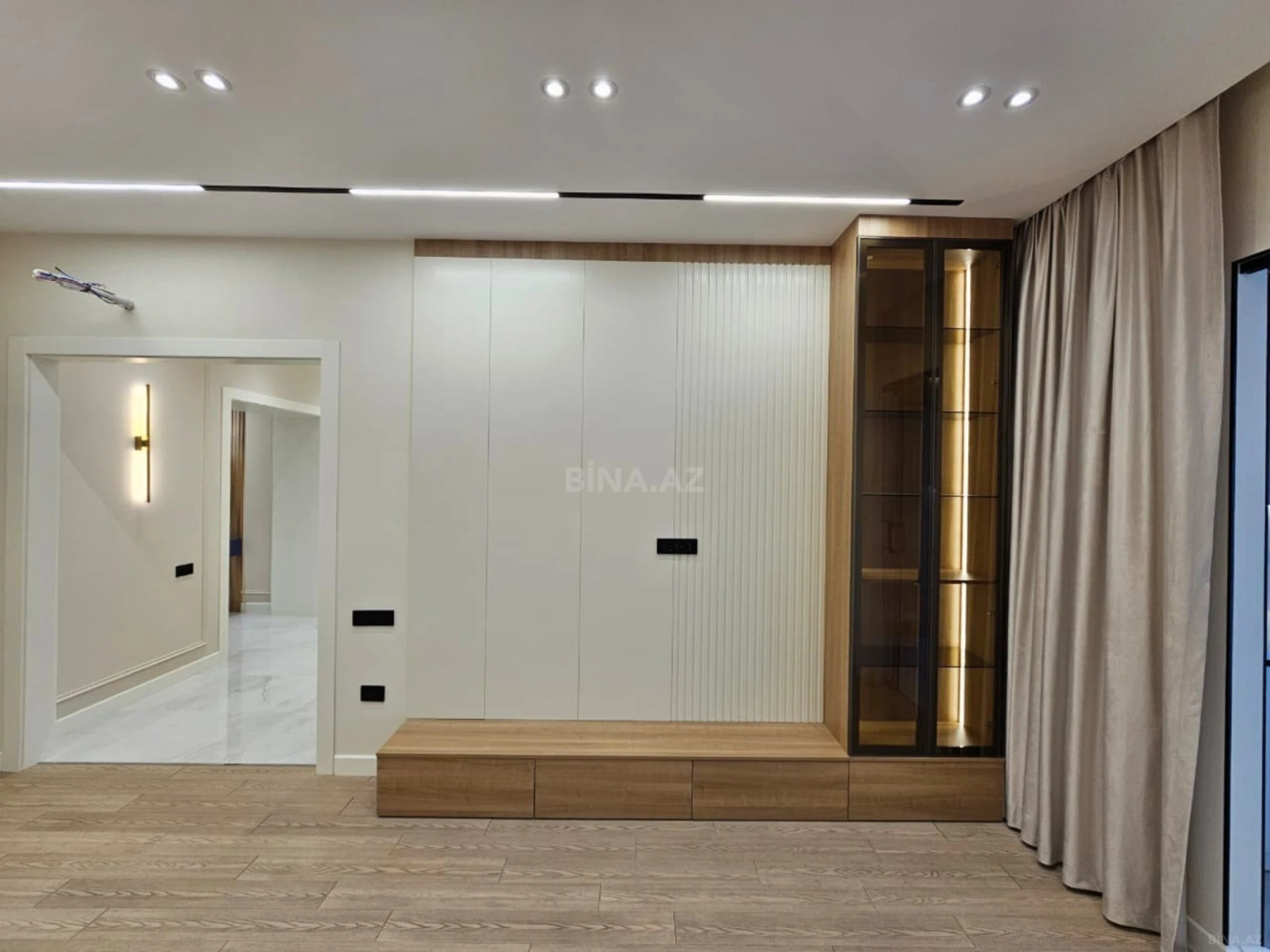 Satılır 3 otaqlı mənzil 103 m²