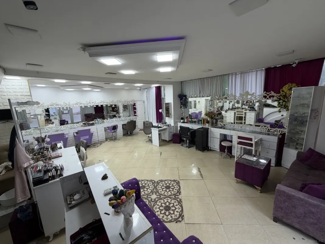 Kirayə verilir obyekt 71 m²