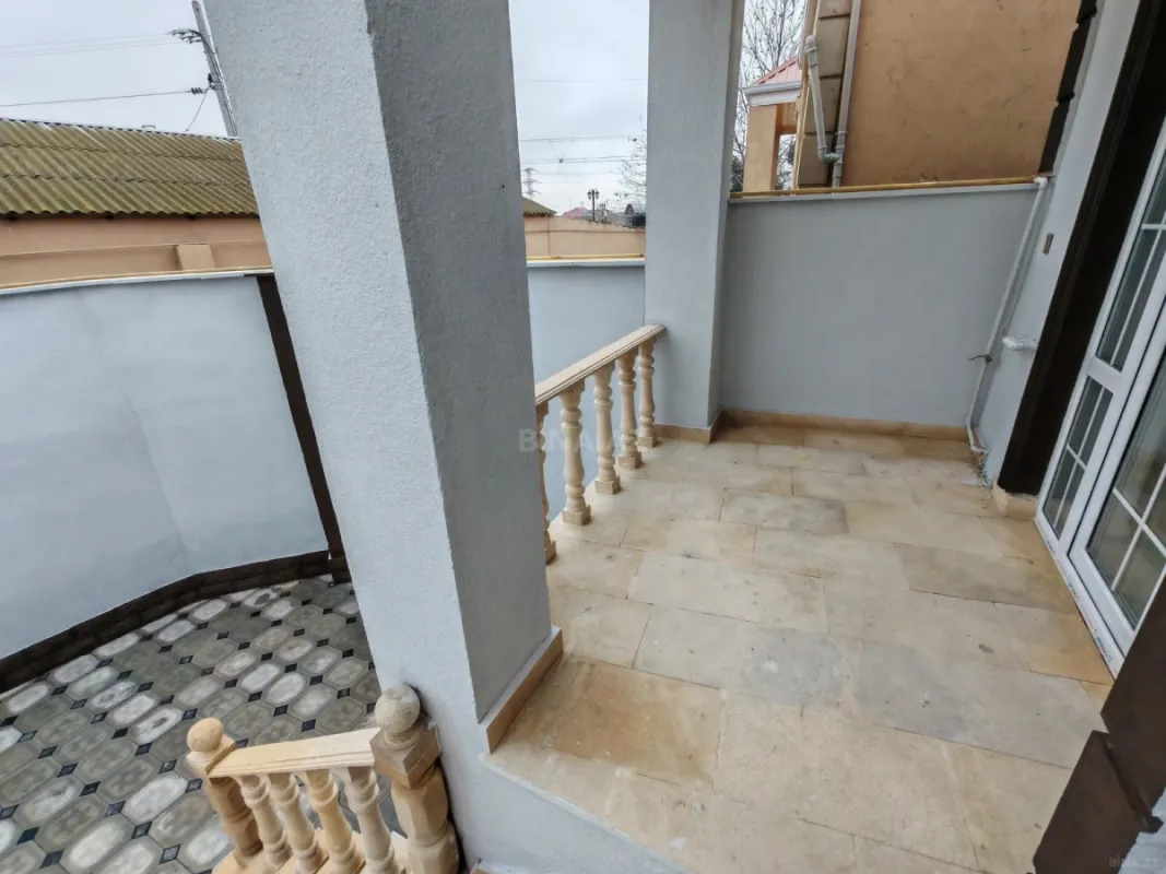 Satılır 4 otaqlı həyət evi 120 m²