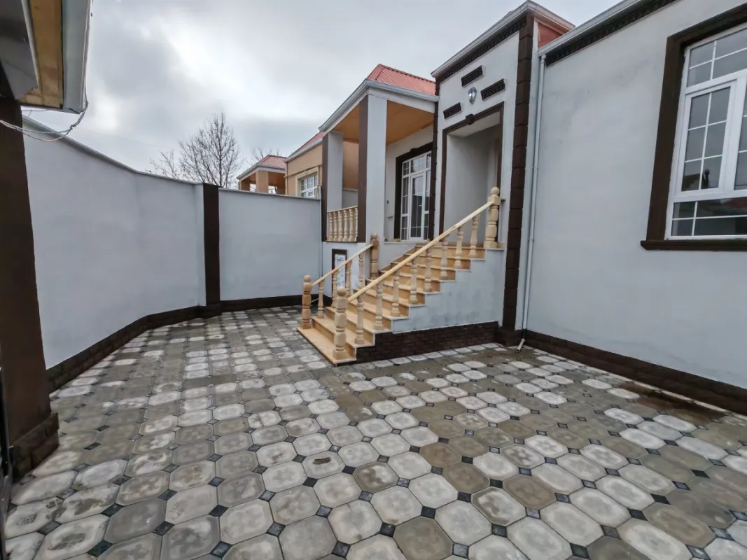Satılır 4 otaqlı həyət evi 120 m²