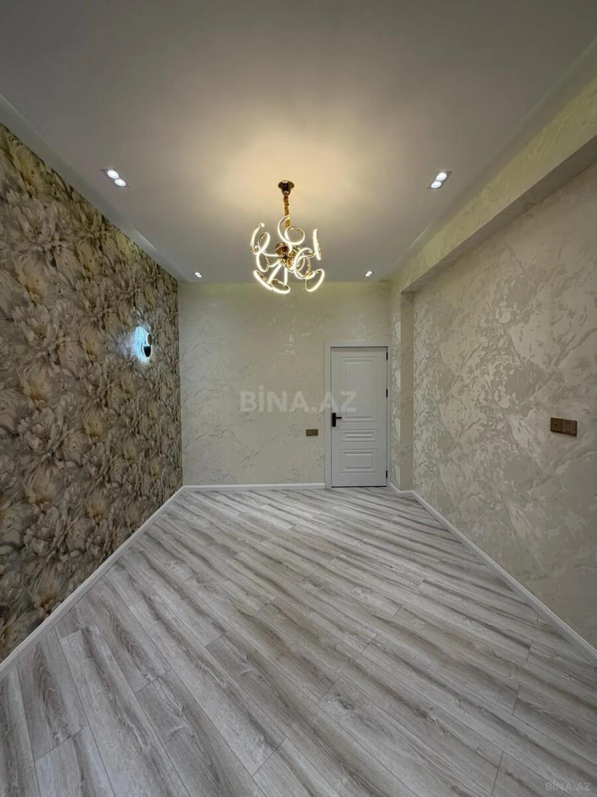 Satılır 3 otaqlı mənzil 75 m²