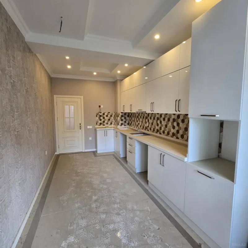 Satılır 3 otaqlı mənzil 96 m²