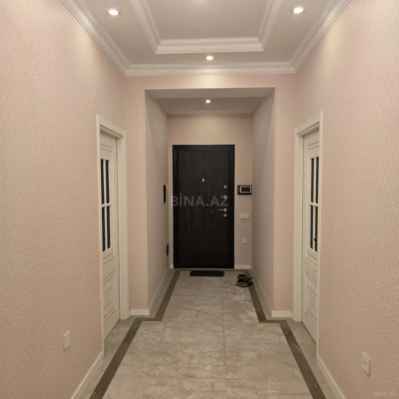 Satılır 3 otaqlı mənzil 96 m²