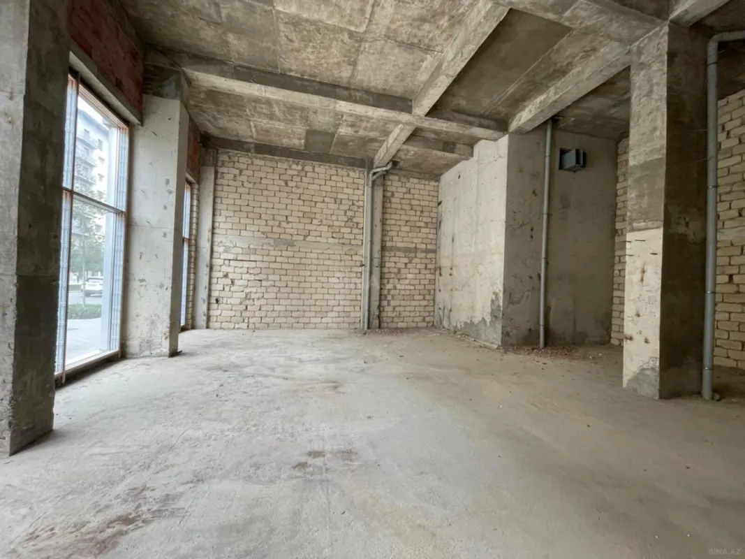 Kirayə verilir obyekt 180 m²