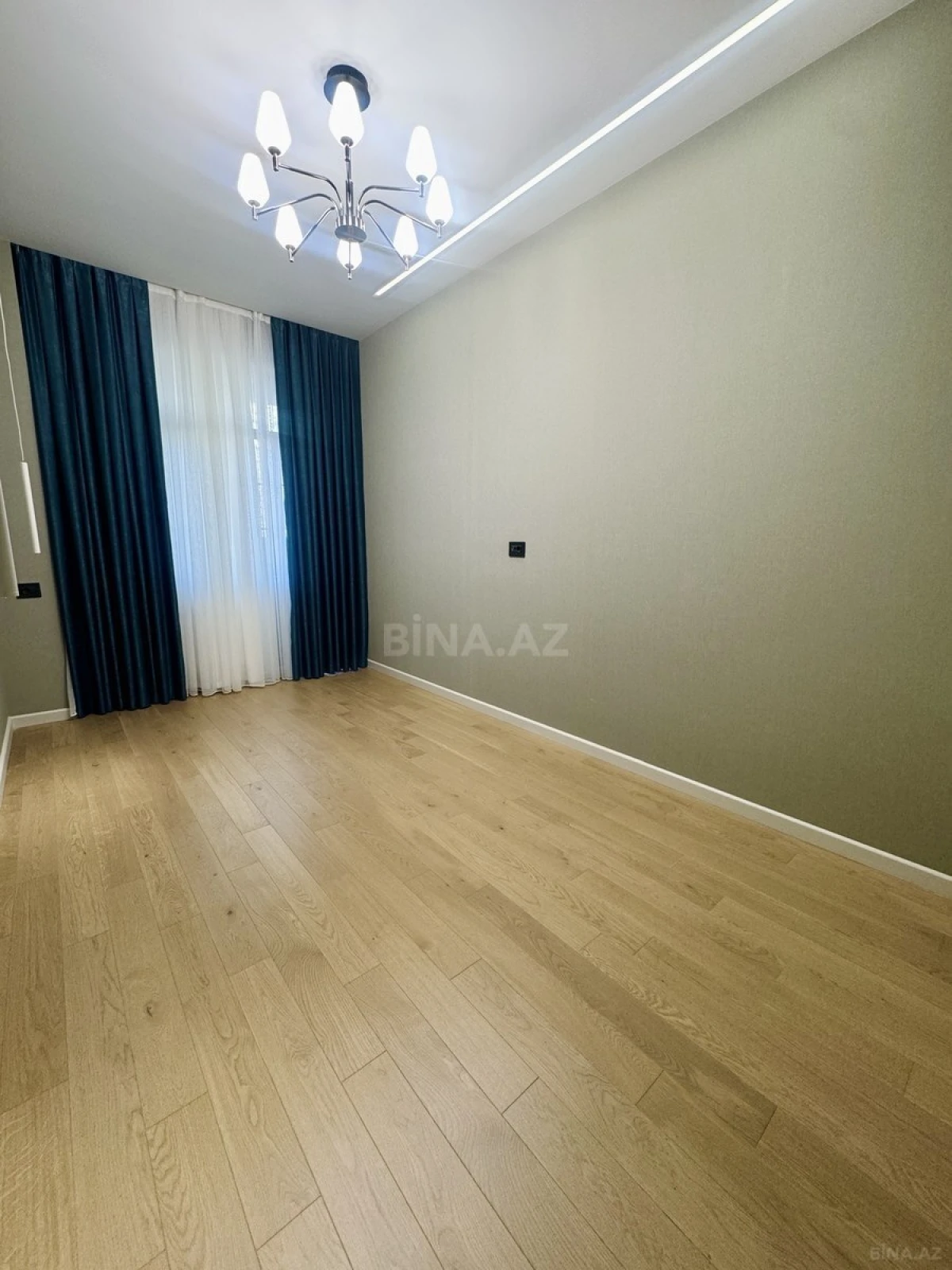 Satılır 2 otaqlı mənzil 68 m²