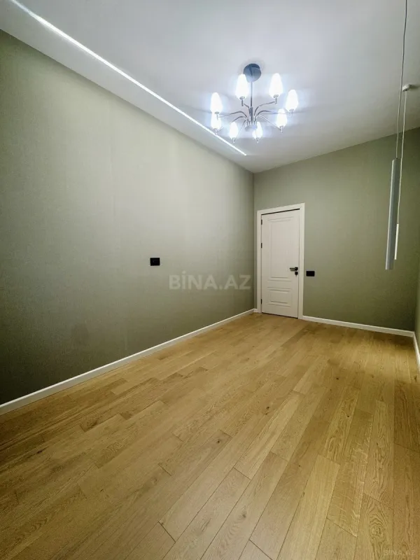 Satılır 2 otaqlı mənzil 68 m²